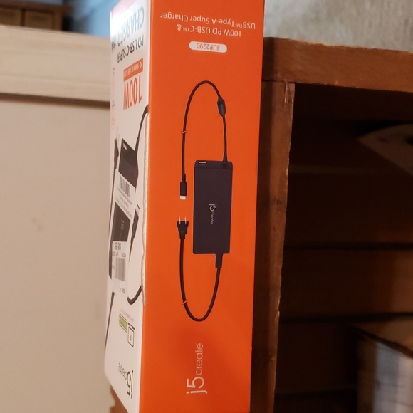 PD USB-C Super charger - Picture 5 of 6